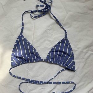 Simple striped bikini top from J Crew 💙